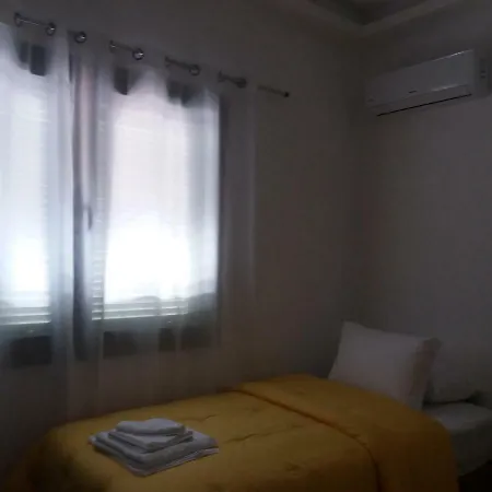 Tetis Beautiful House 公寓 阿尔戈斯托利翁